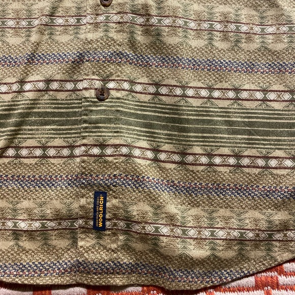 Woolrich button up shirt sleeve shirt - Picture 2 of 4